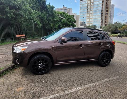 MITSUBISHI ASX 2.0 4X2 16V GASOLINA 4P AUTOMÁTICO MITSUBISHI ASX 2.0 4X2 16V GASOLINA 4P AUTOMÁTICO